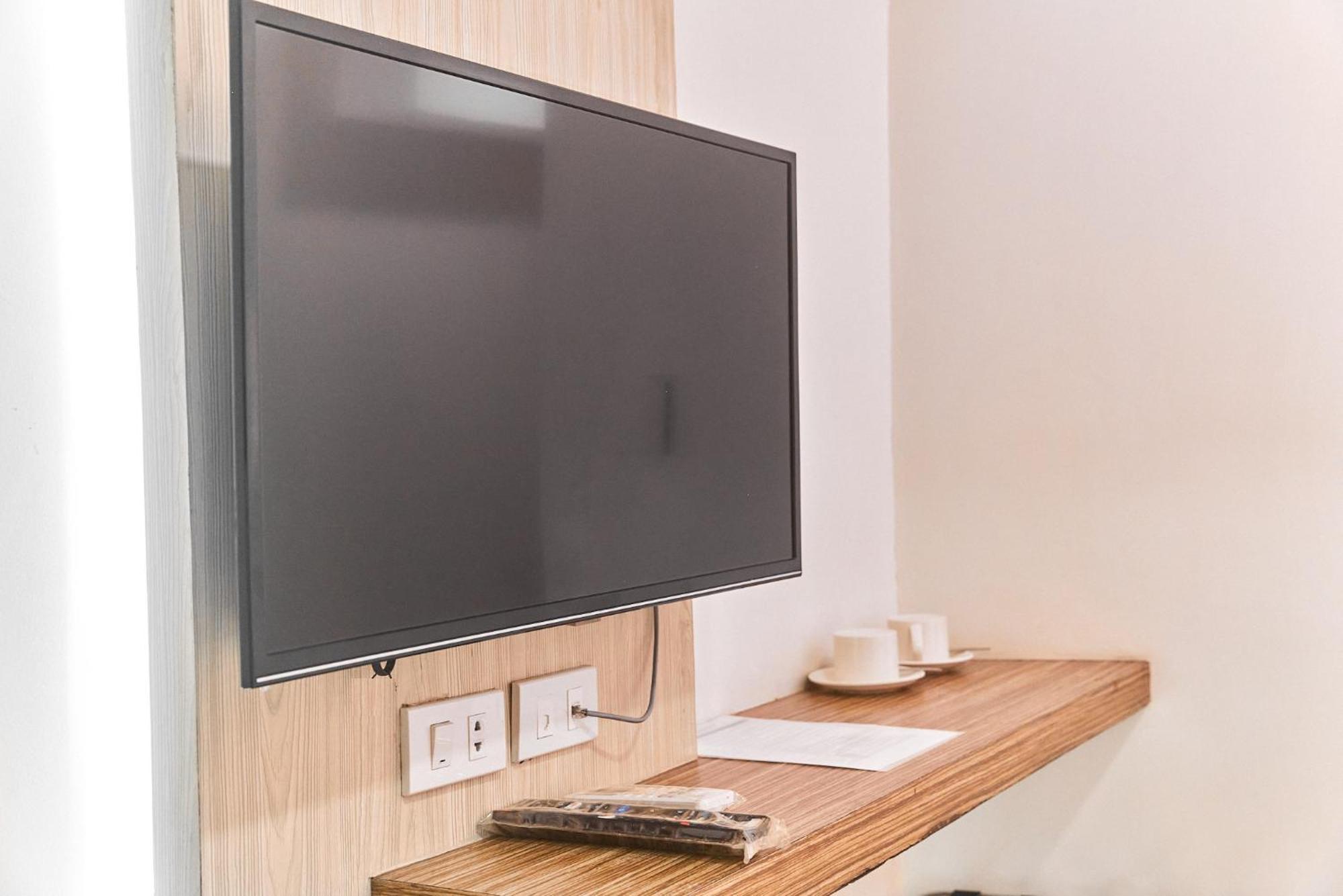 Circuit Hostel Makati City Dış mekan fotoğraf
