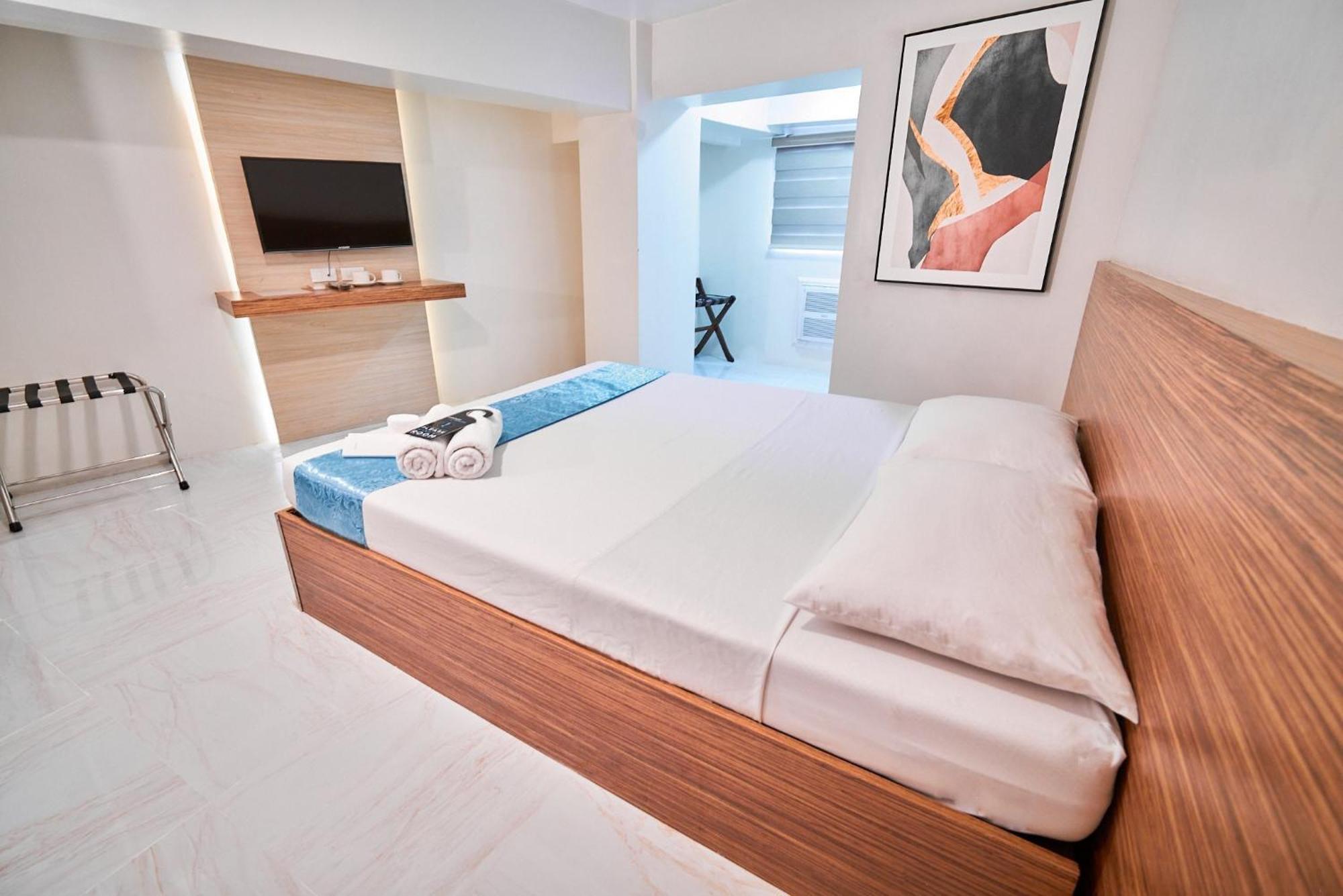 Circuit Hostel Makati City Dış mekan fotoğraf