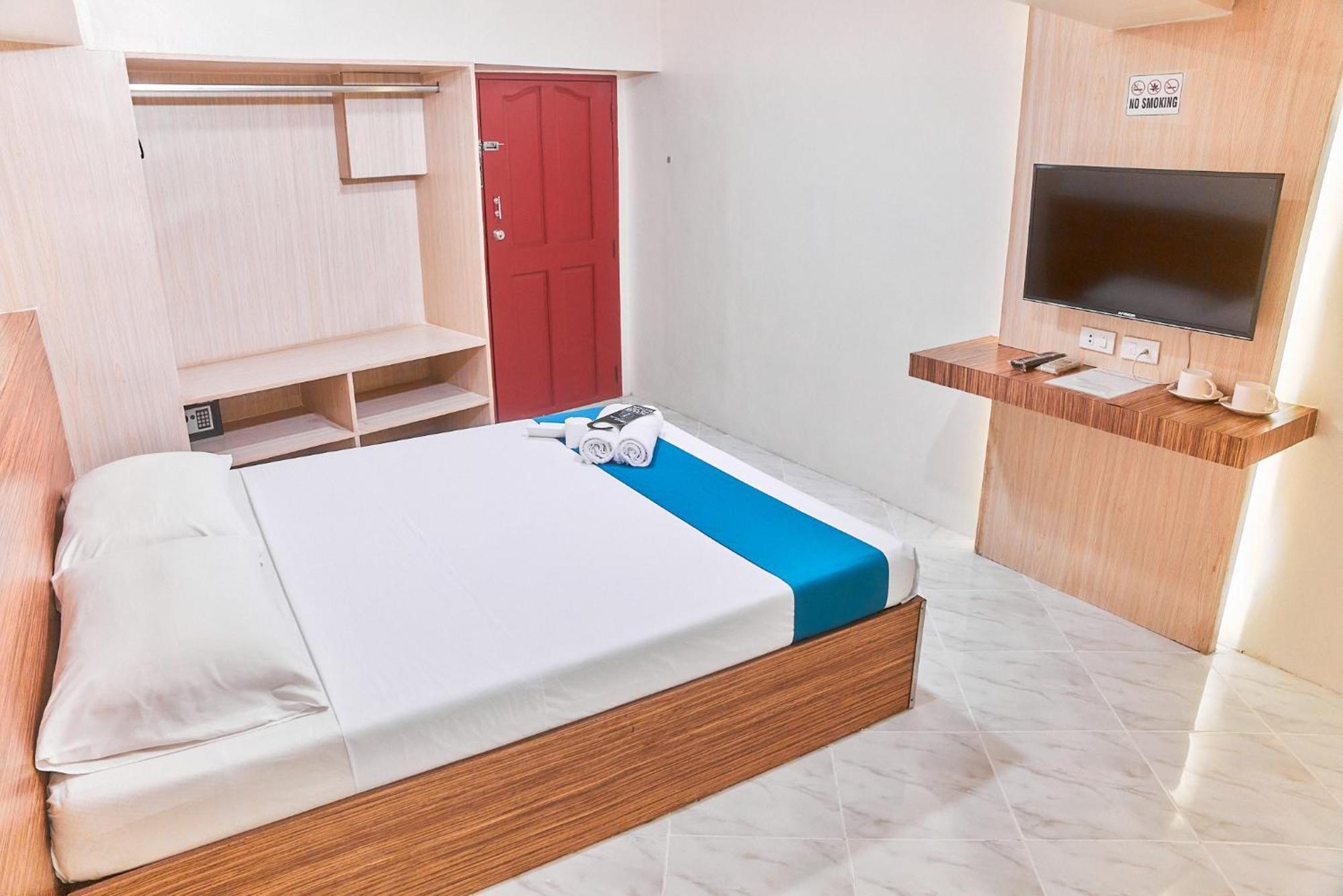 Circuit Hostel Makati City Dış mekan fotoğraf